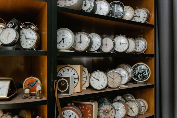 Explore Vintage Timepieces: Curated Selection of Antique Clocks
